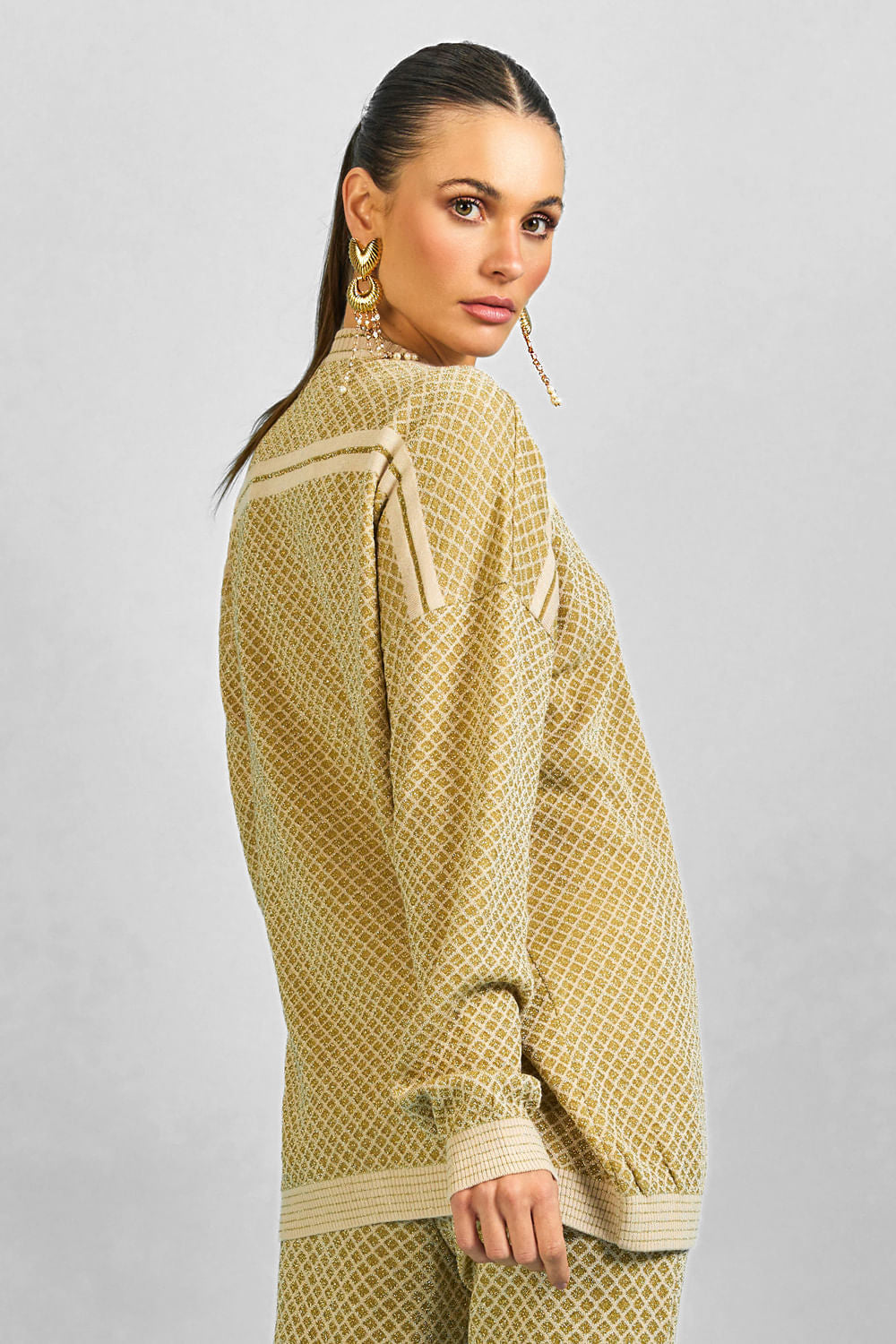 Casaco Tricot Yara Lurex Dourado