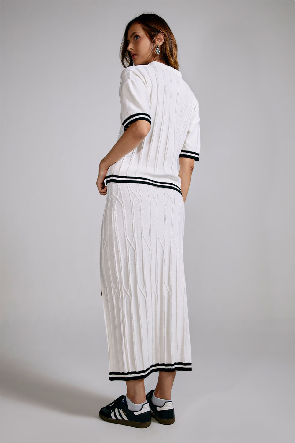 Saia Tricot Midi Alice Off White e Preto