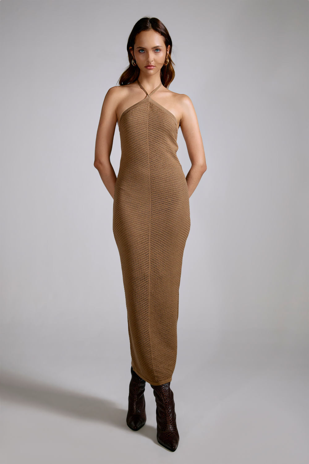 Vestido Tricot Midi Isis Camel Soft