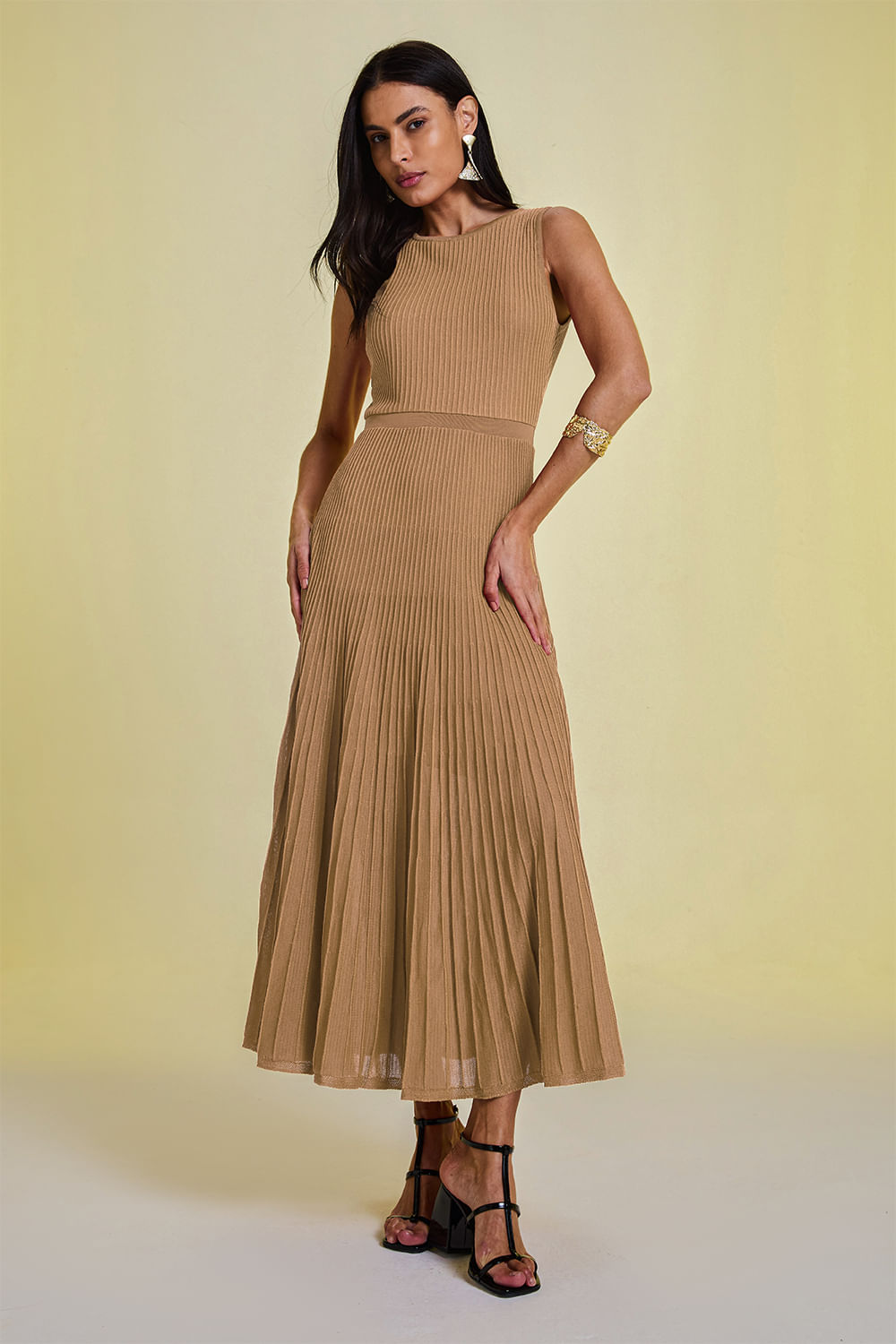 Vestido Tricot Midi Clarice Dourado