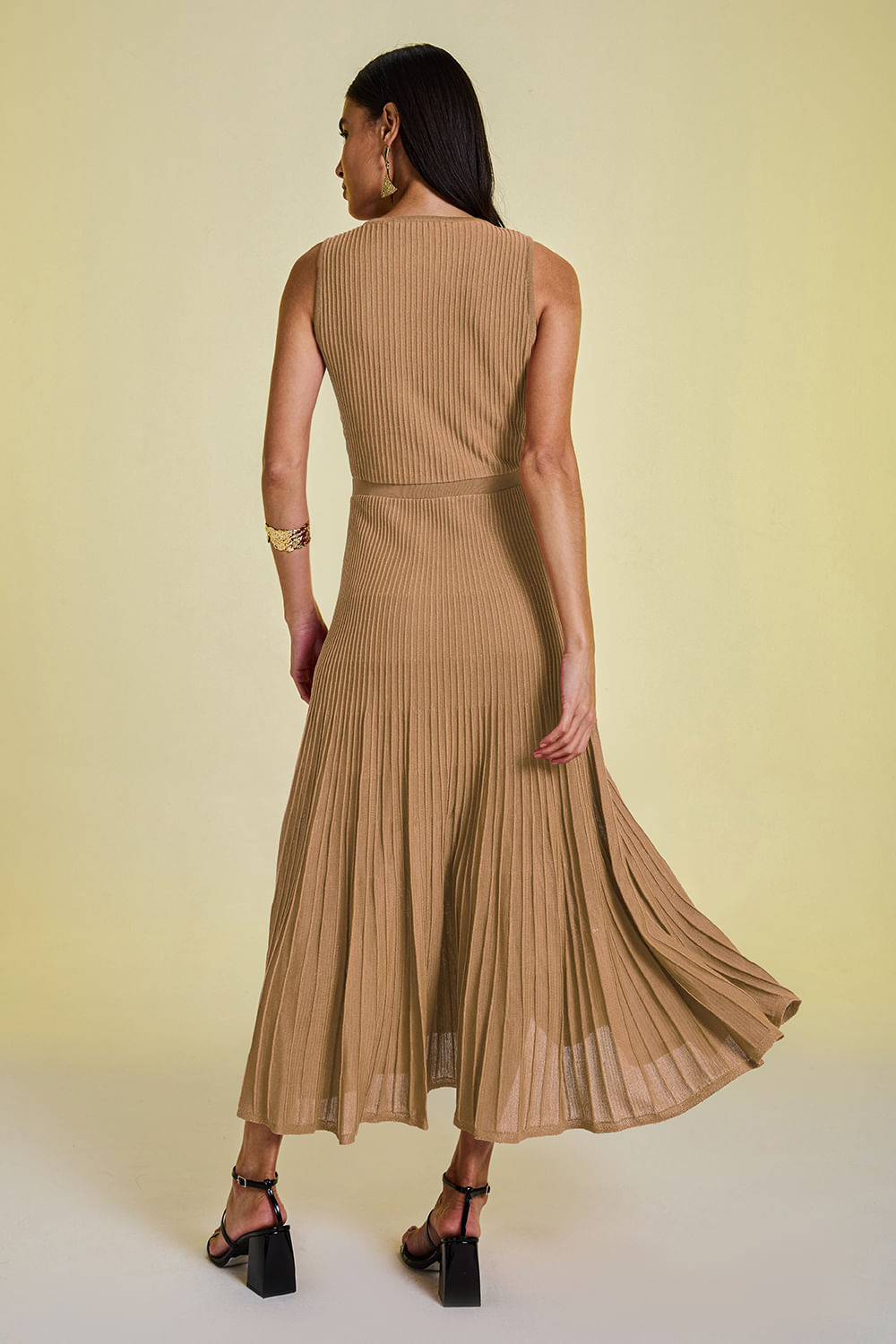 Vestido Tricot Midi Clarice Dourado